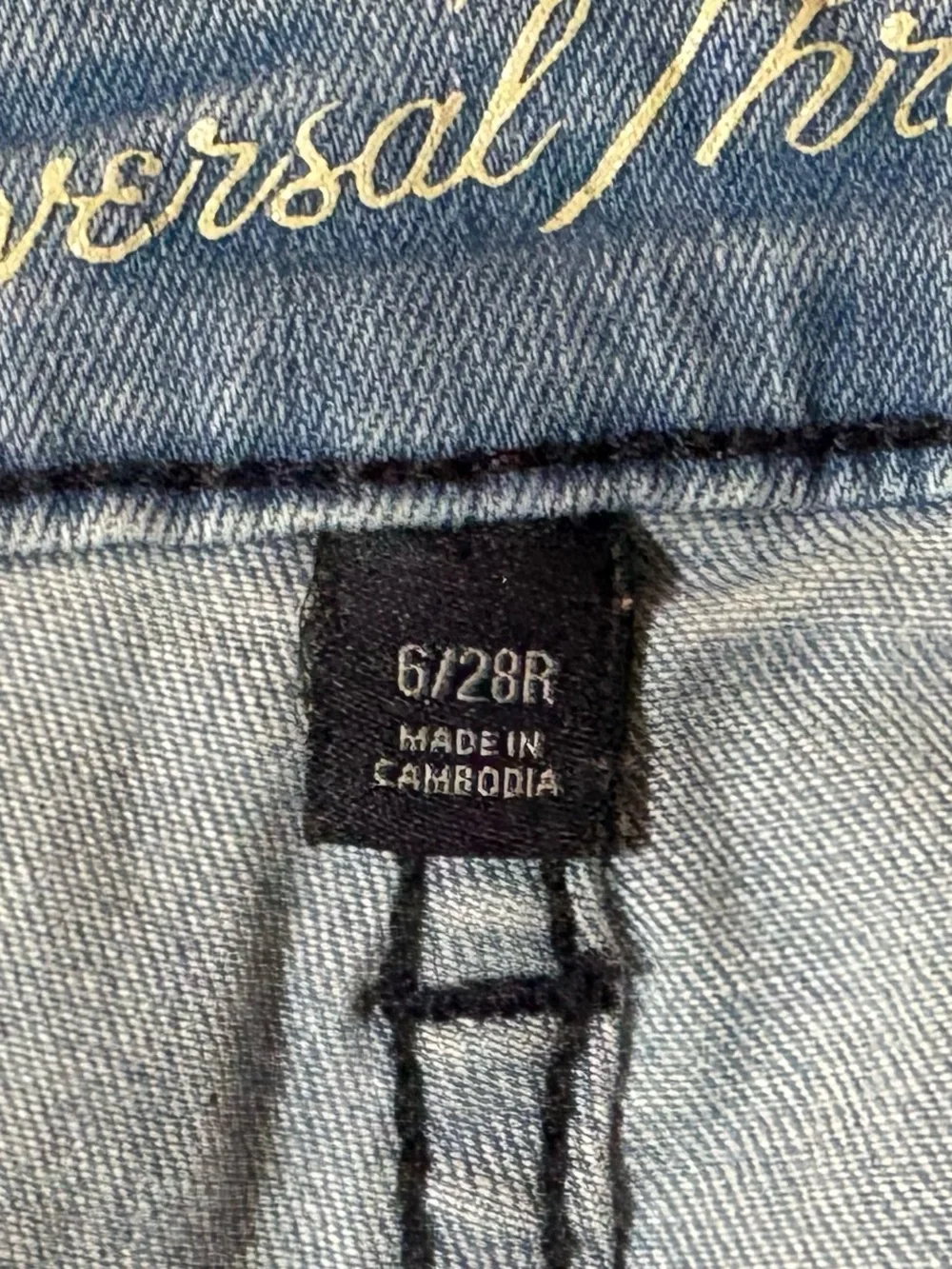 Universal Thread Light Wash Women's Jeans with Red Floral Embroidery